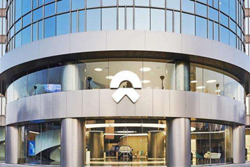 市值一夜消失27亿！李斌：蔚来不排除在中国IPO