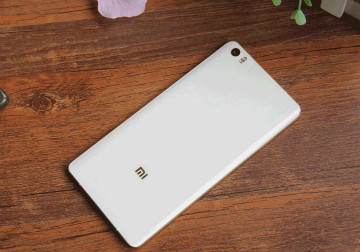 小米年報：2019艱難轉型，2020屯糧過冬