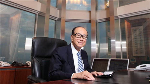 李嘉誠上半年咋賺錢?香港收益驟減,盈利靠內地套現