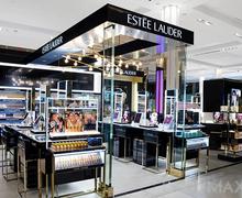 雅詩蘭黛：關店裁員、單季虧損31億