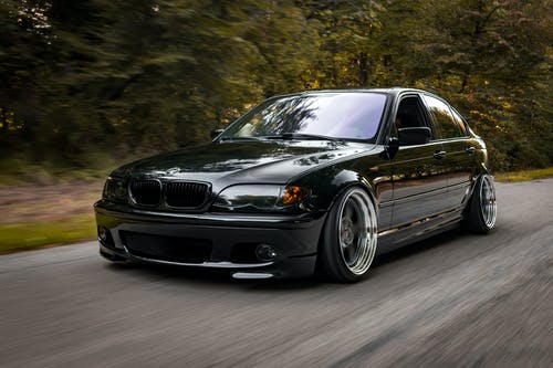 冰火兩重天！2020汽車業半年報：凈利最高漲幅超200%、最低跌超2800%