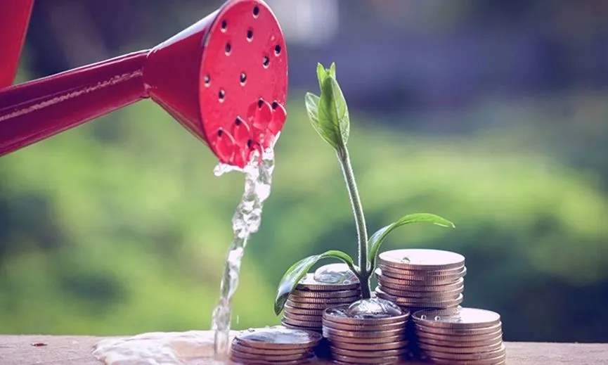 天使基金PR，转型去卖保险了