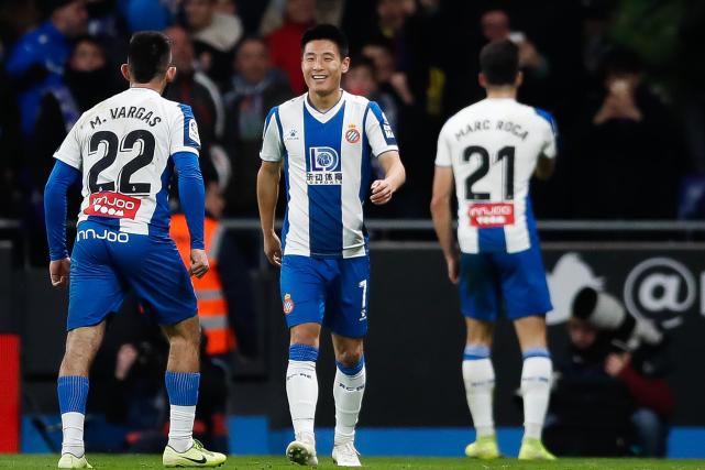 武磊背后中国老板被踩进资本黑洞