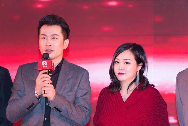 直播網紅帶貨A股？凈利下滑四成的“童鞋第一股”，沾上辛巴市值飆漲15億