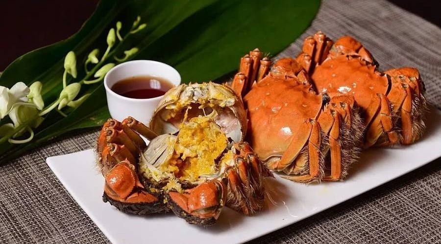 大闸蟹乱象：99%阳澄湖蟹属冒名顶替，500元蟹卡标价4888，主产区企业年亏575万