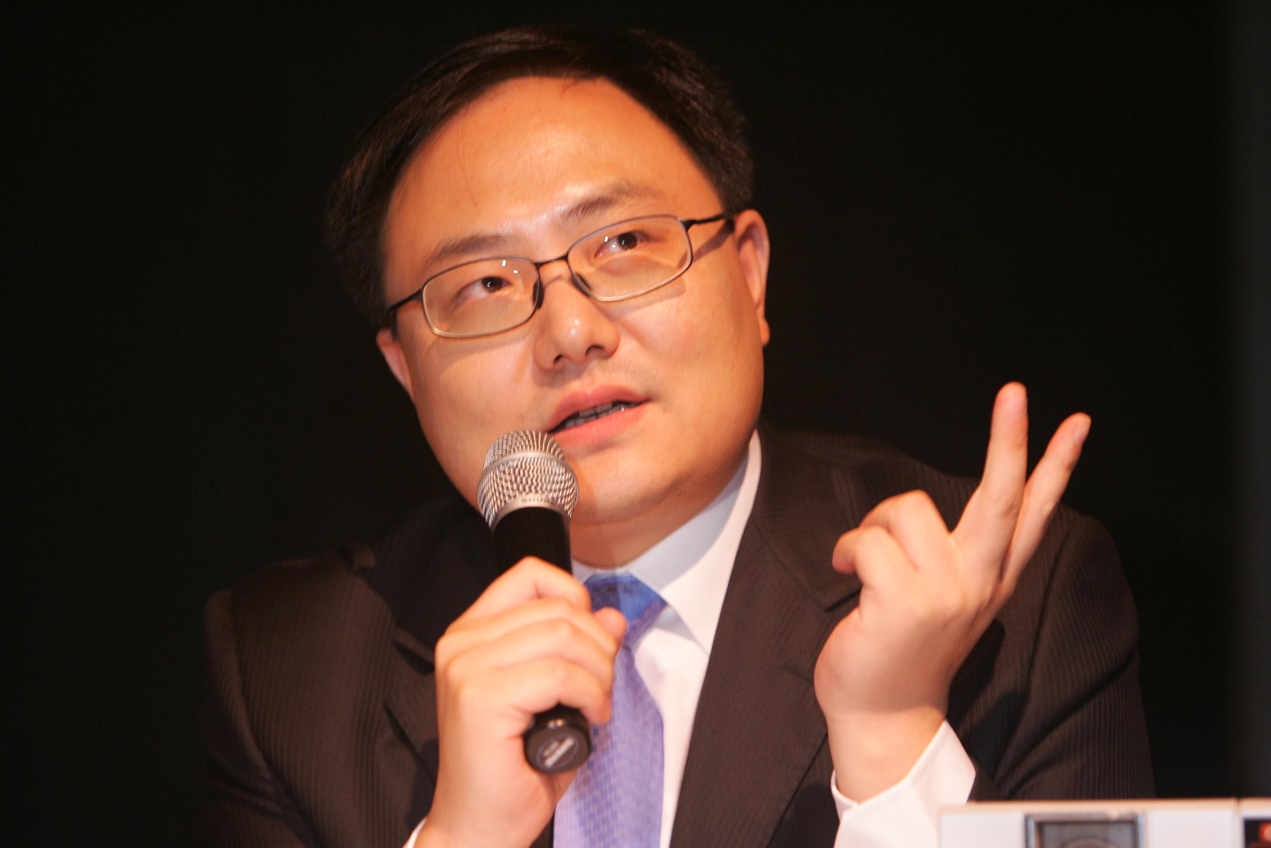 罗振宇：公司思维造物冲击创业板，计划募资10亿发展知识付费