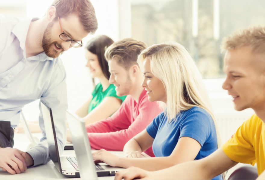 智聯邦該如何突破數字校園建設？以兩級平臺修建競爭壁壘