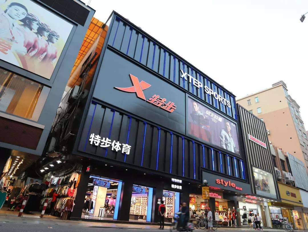 邀谢霆锋入股,被笑“土”的特步潮起来了吗?每年花11亿打广告