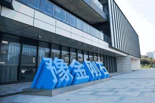 董事“反水”、深交所下最后通牒！誰是“妖股”幕后推手?