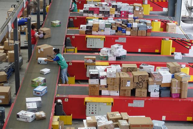 网点为何铤而走险？圆通144家分公司偷送极兔快递被罚