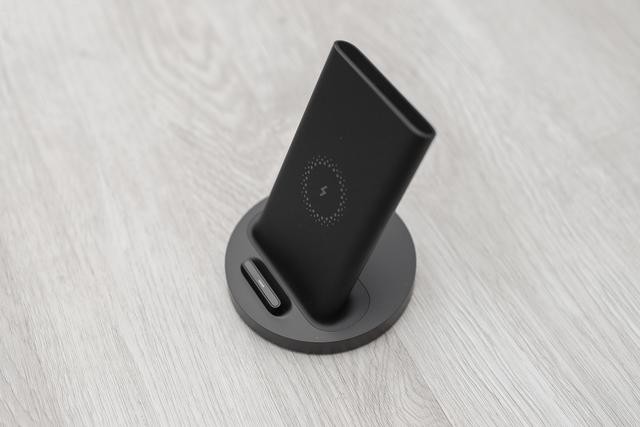 無線快充戰事起