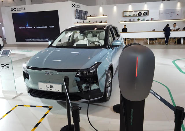 和諧汽車董事長“偷走”10億元資金迷霧重重，回購股份狙擊做空