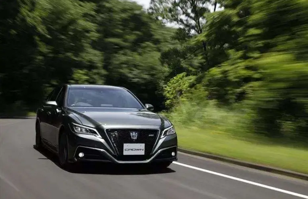 “皇冠”何以被豐田放棄?