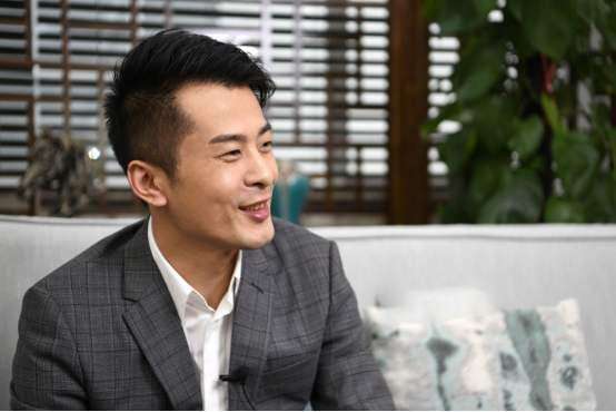 辛巴所售燕窝被指糖水，回应：按商家信息推广，消费者可申请退款