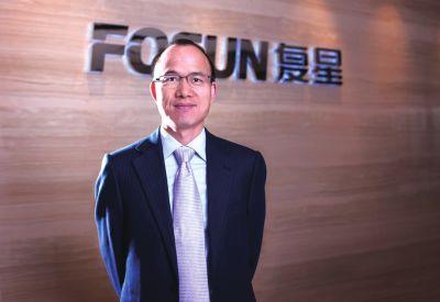 郭廣昌減持青啤套現35億！放下啤酒，痛飲白酒？