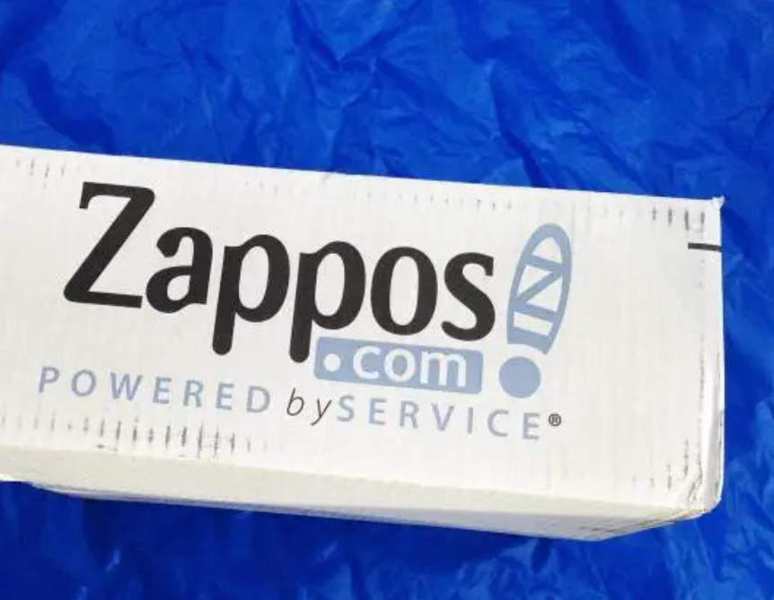 卖出全美1/4的鞋，今家中起火意外离世，他被称“杨致远第二”