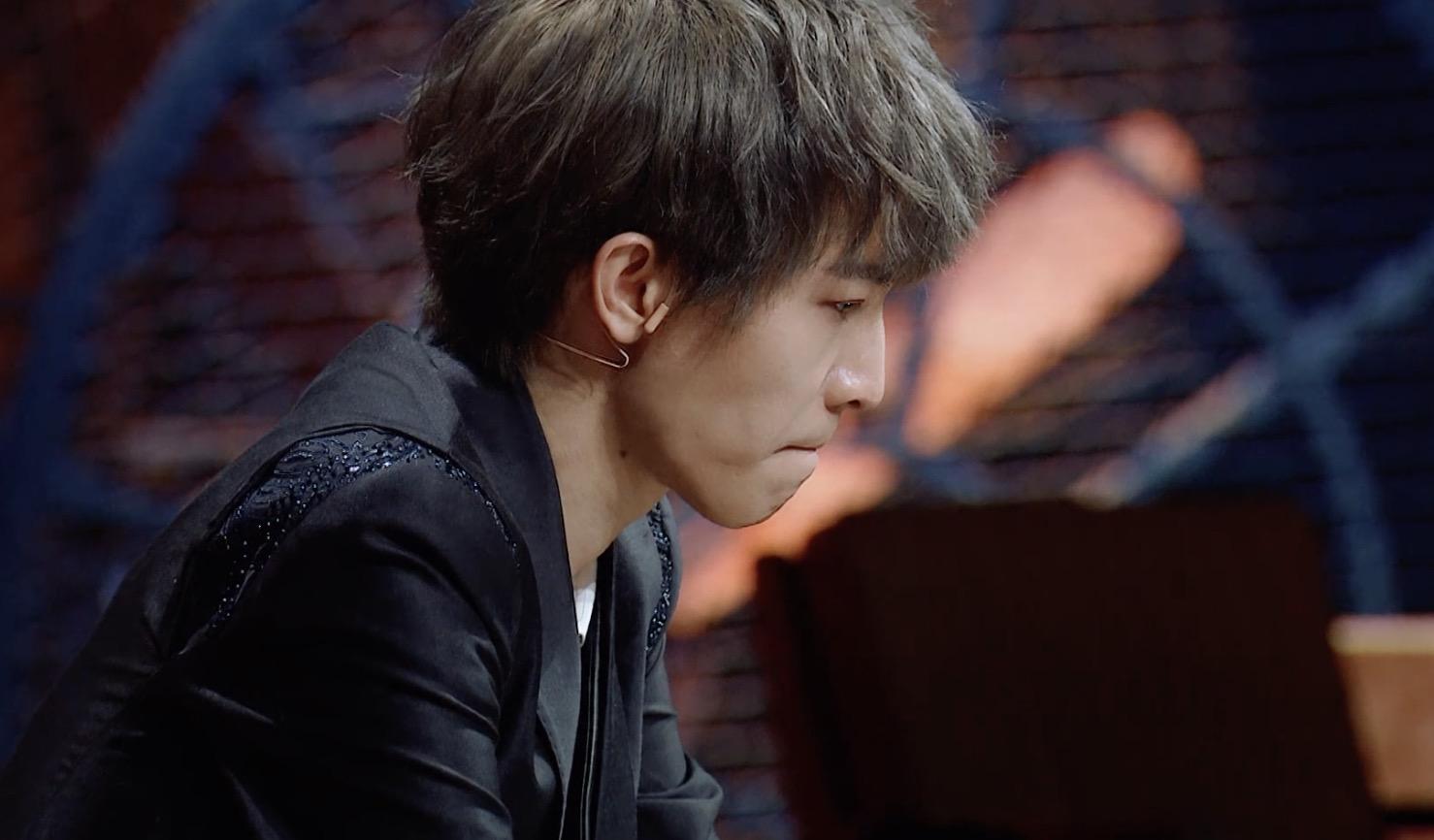 继央媒点名、综艺停播后，“走投无路”的郭敬明于正决定道歉