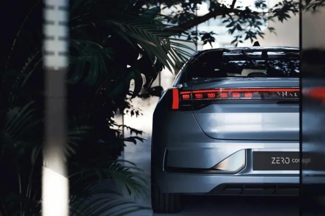 “汽车疯子”李书福的十年豹变，牵手百度，吃定沃尔沃！