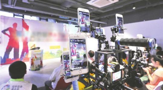 直播行业迎来新十年，“牌桌”大换血