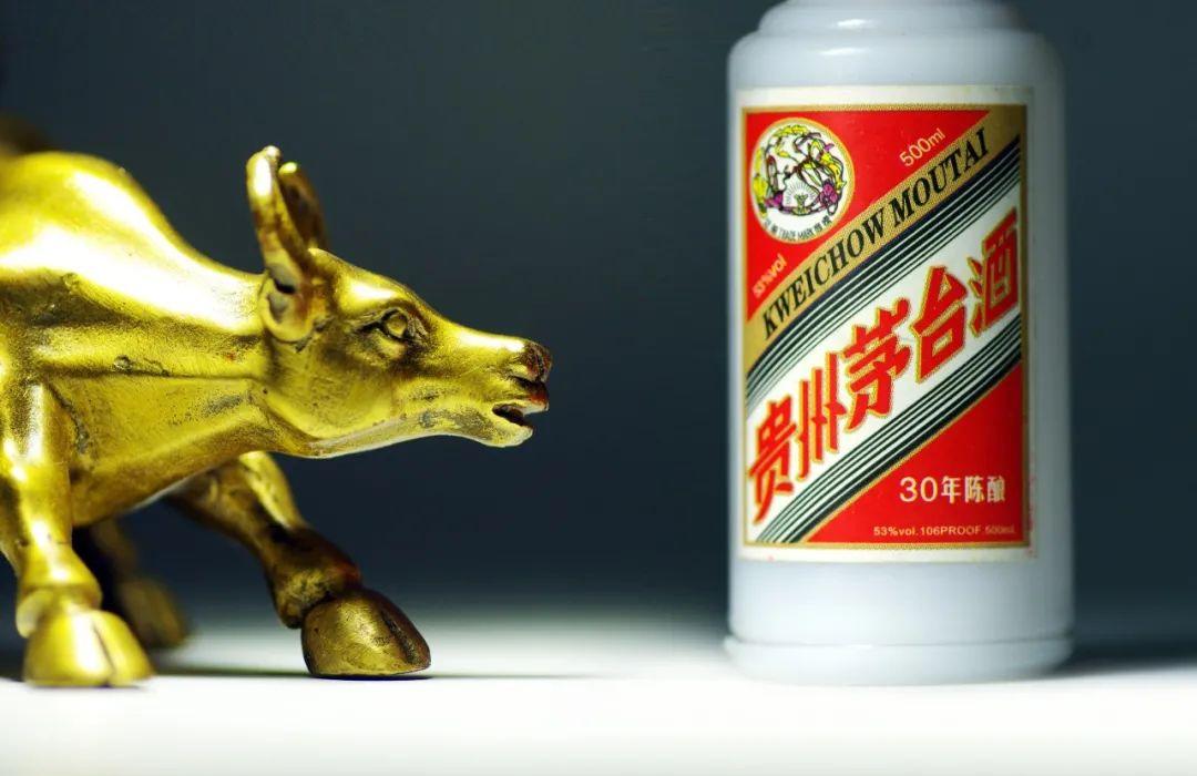 贵州茅台：股价“飞天”，市值逼近3万亿，“坤坤”又对了