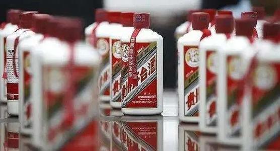 貴州茅臺棄捐8.2億，小股東嘗到勝利甜頭