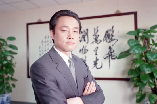 黄光裕正式获释！国美能否扭转乾坤？