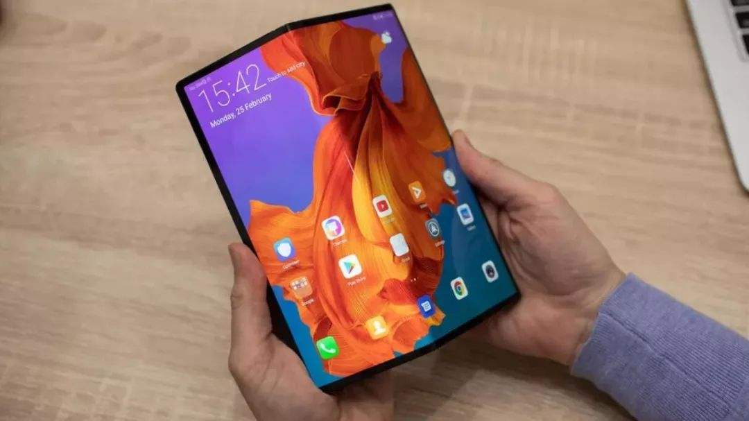 华为发布17999元手机：既保证高端定位又能缓解芯片供应危机