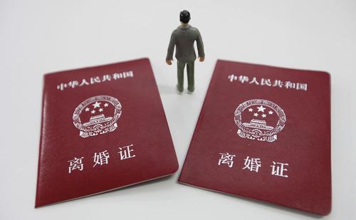 “私募一哥”徐翔离婚案两年未果:其妻应莹发文质疑被拖延