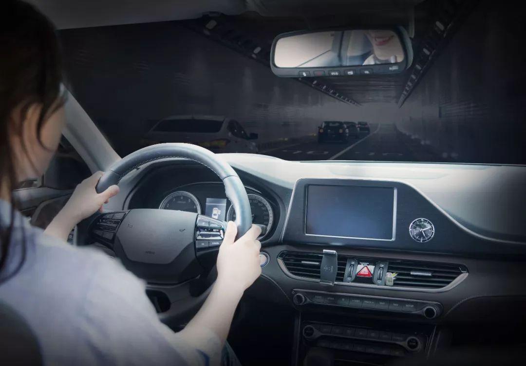 237万女性司机在滴滴获得收入：80后过半，57%会自己换胎