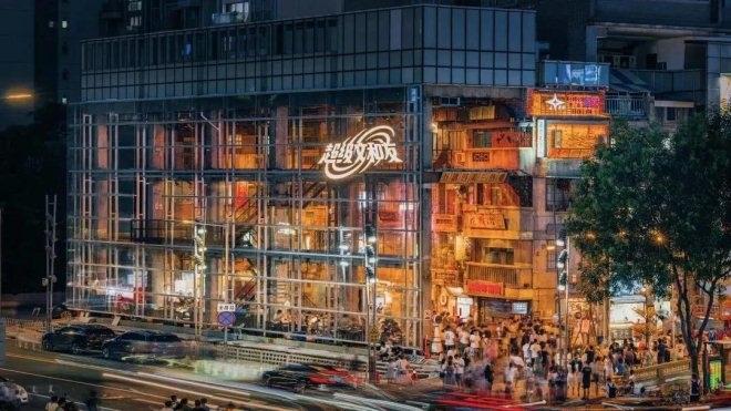 網紅餐飲火爆：深圳“超級文和友”排號4萬桌，茶顏悅色一杯200元