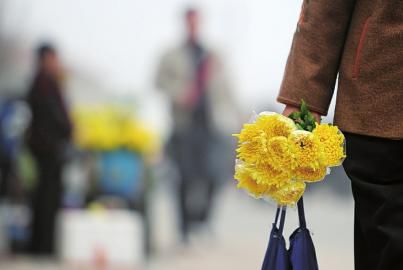 墓地价格节节高，背后殡葬企业有多赚钱？