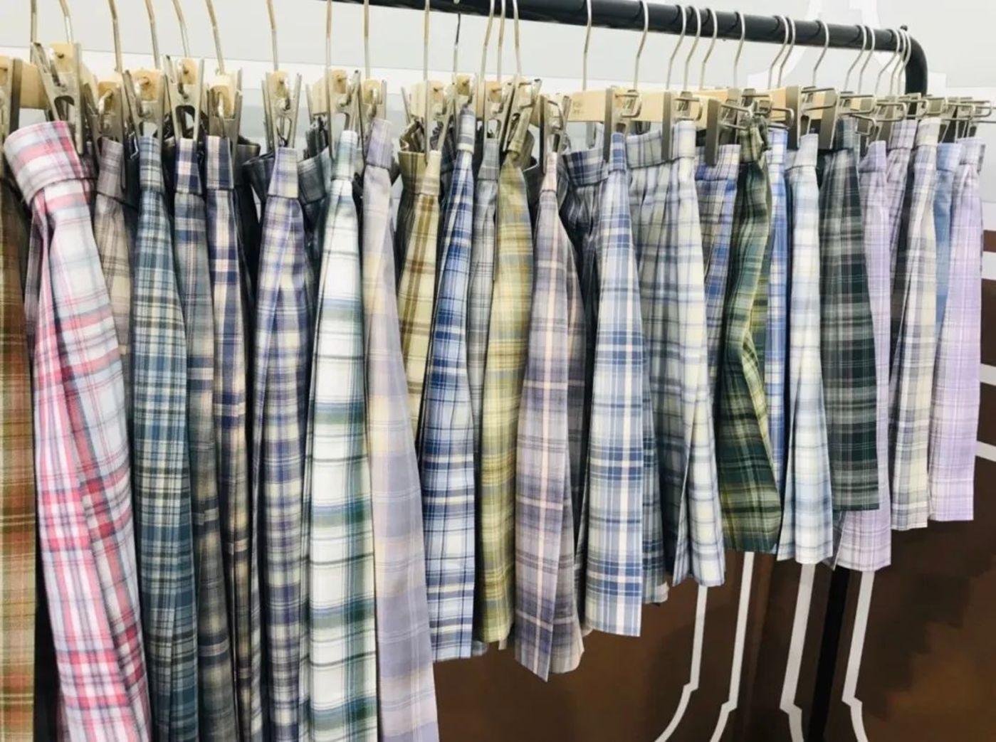 播放量超415万,穿JK制服、跳女团舞,招行等股份行攻入B站