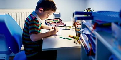 5年获220亿元融资，李彦宏投资的作业帮今年上市无望？