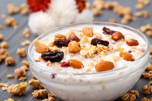 好麥多、王飽飽等“網紅”崛起：沖泡燕麥“王座”易主在即？