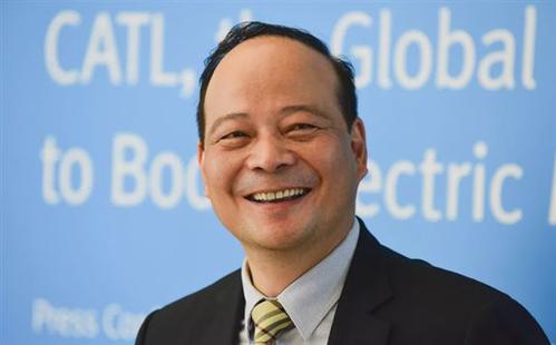 “香港首富”换人，宁德时代能否帮曾毓群笑到最后？