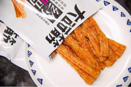 “辣條一哥”衛龍赴港上市，1包賺5毛8，年入41億