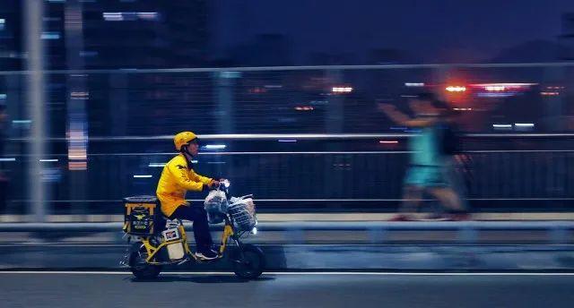 “外賣訂單”凌晨2點的7公里,商家到底接不接?