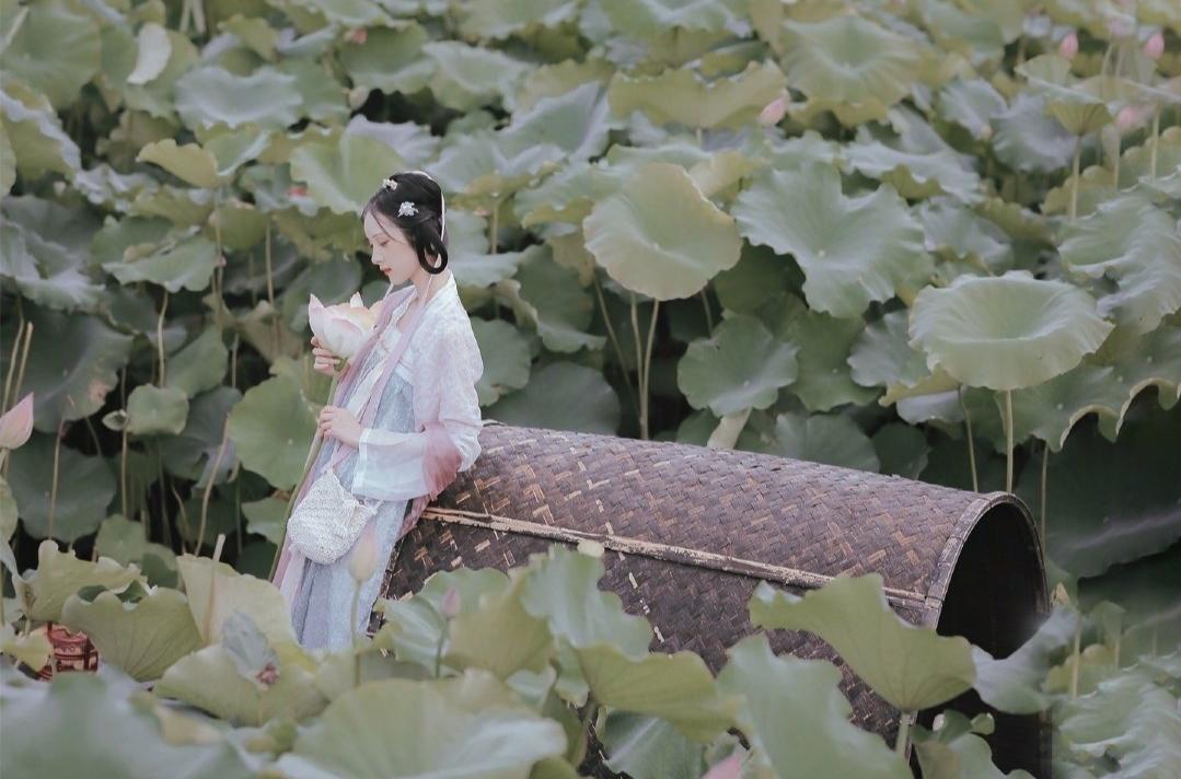 ”汉服“经济有产业没文化能长久吗