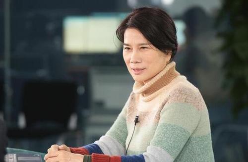 “格力员工”持股计划争议:董明珠凭空落袋7亿元,被指“吃相太难看”