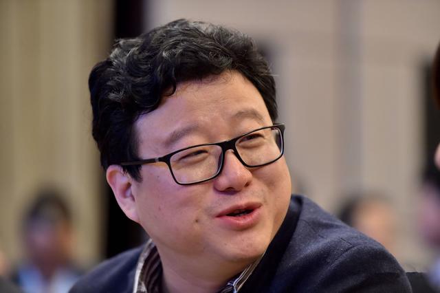 丁磊：現身直播，分享了他的三個人才觀