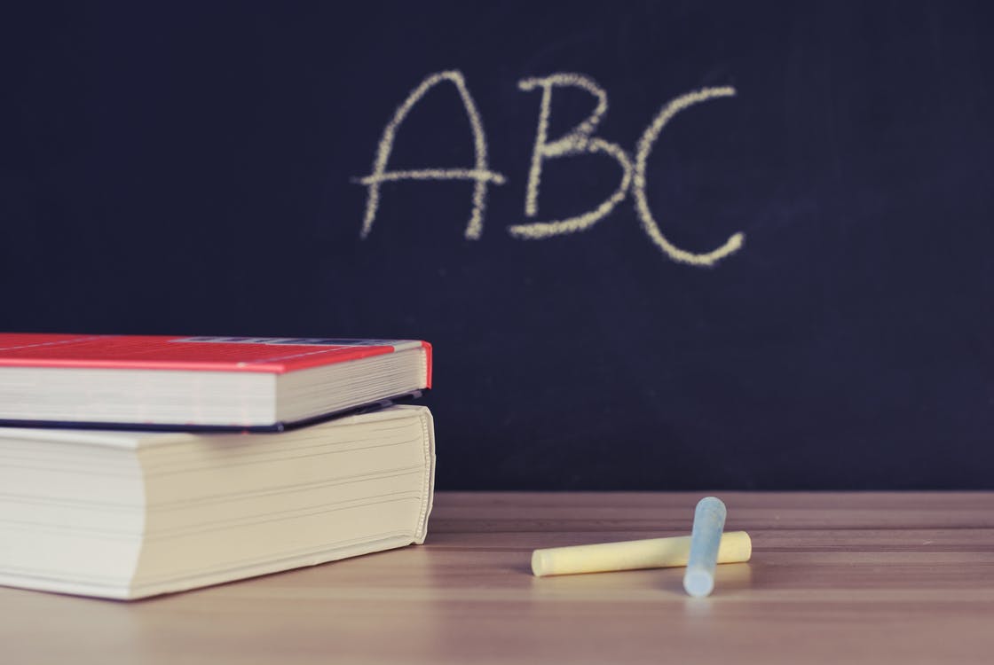 因教育合同纠纷成被执行人,一代名校衡水一中改名衡水泰华中学