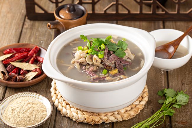 西貝“變味”，賈國(guó)龍寄望功夫菜