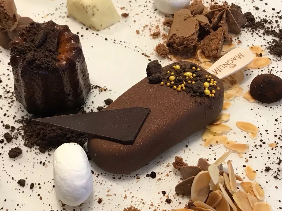 梦龙:被质疑中外用料不同,国内版冰淇淋用植物油代替牛奶