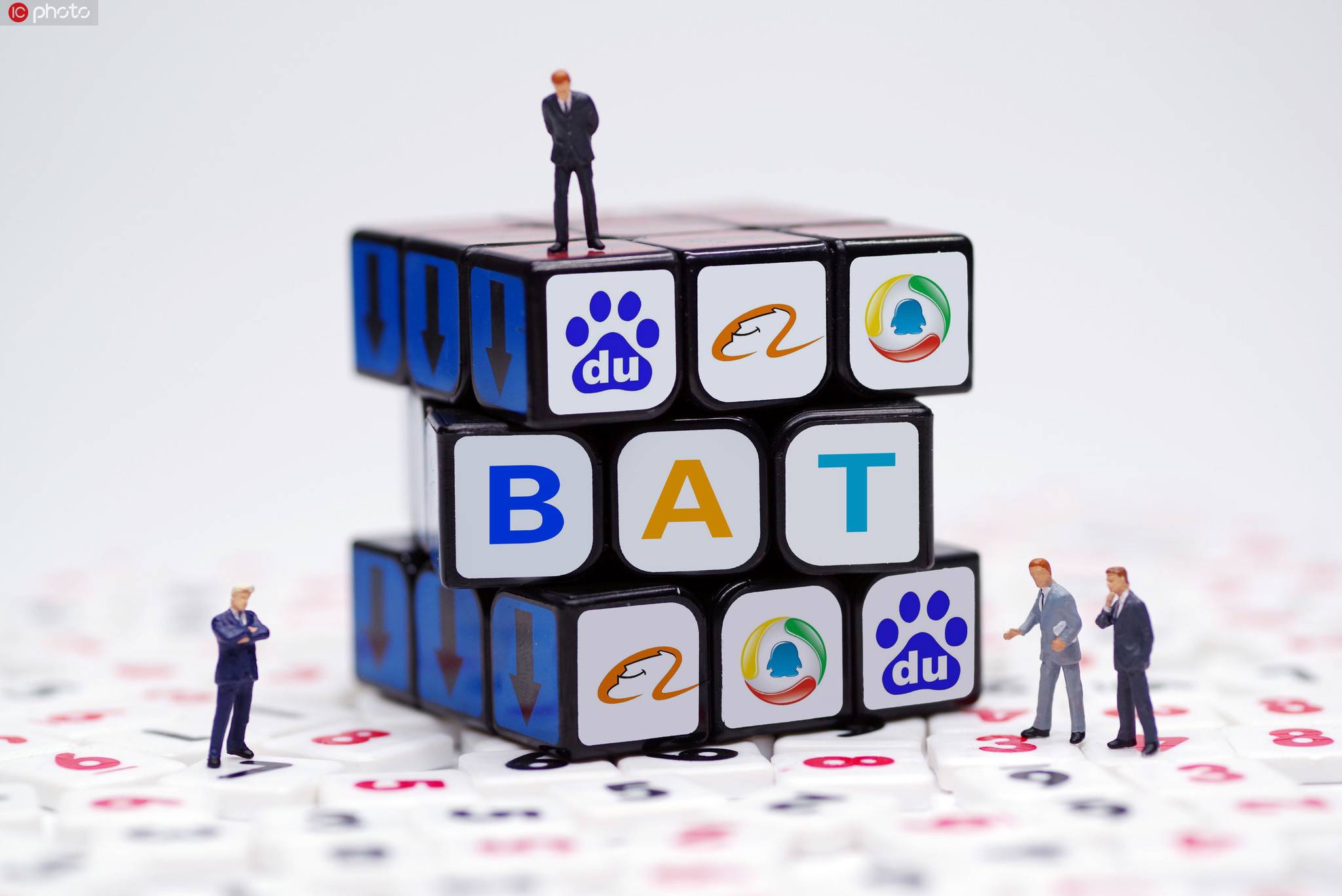 BAT“圈地战争”简史：巨头如何改变互联网？