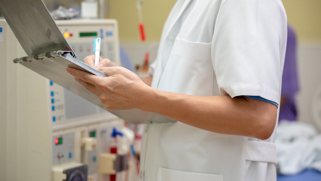 长春高新被点名,股价两个月即腰斩