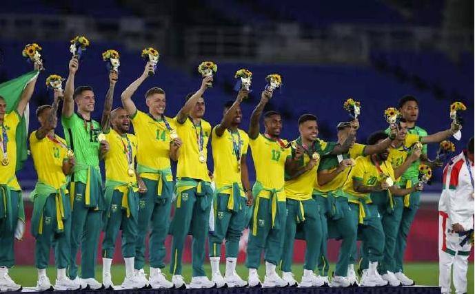 巴西男足把中国赞助商惹恼了