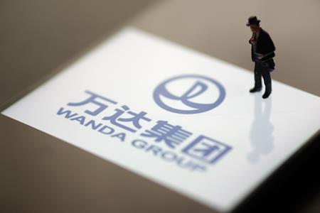 王健林:香港敲钟换“姿势”,万达商管今年能否上市?