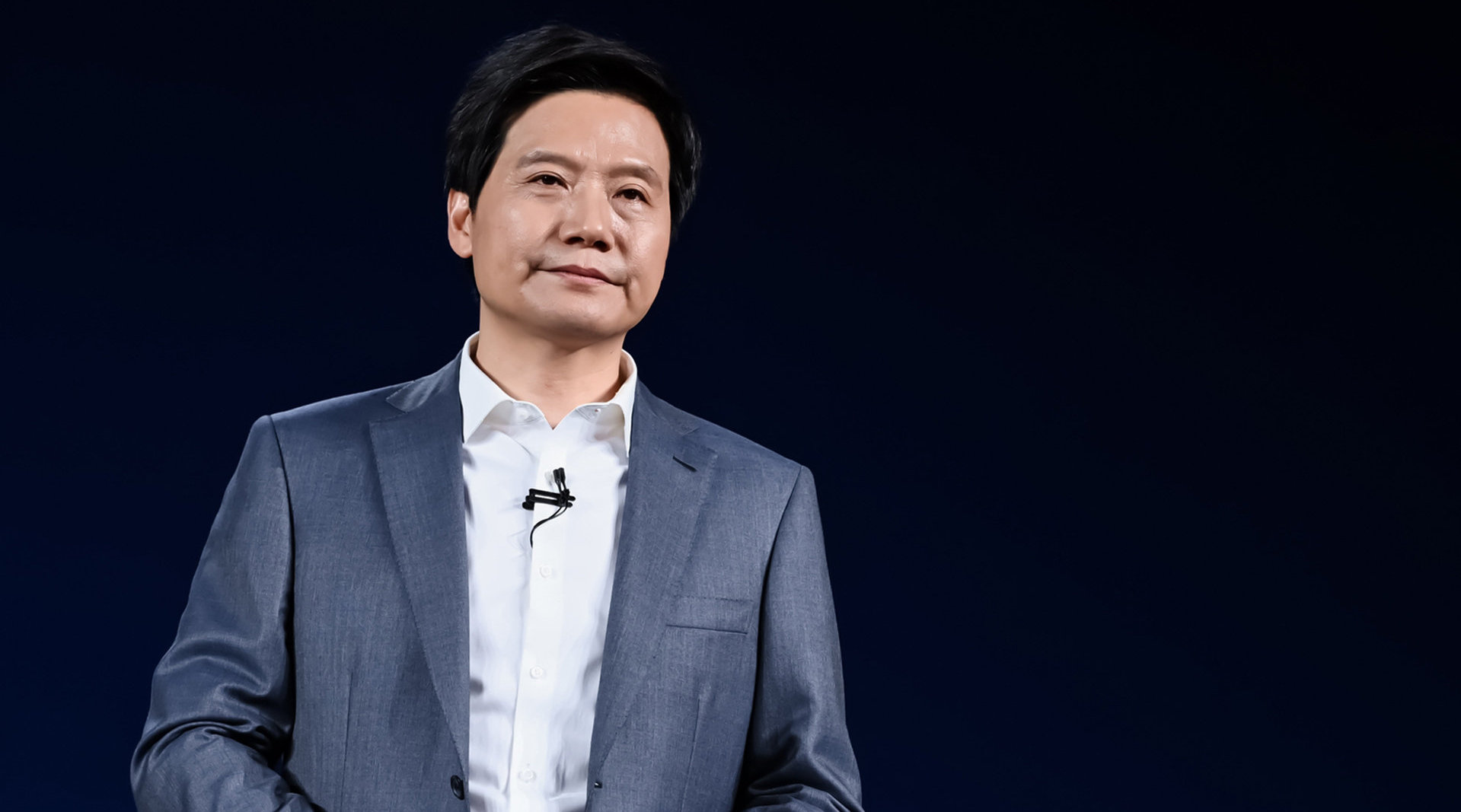 雷軍：上市首日破發，高管躲進雜物間