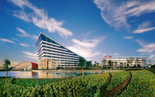 神龙、东风雷诺3名离职高管被查,公司业绩“被掏空”