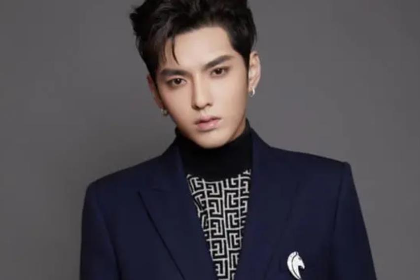 吴某凡以涉嫌强奸罪被批准逮捕